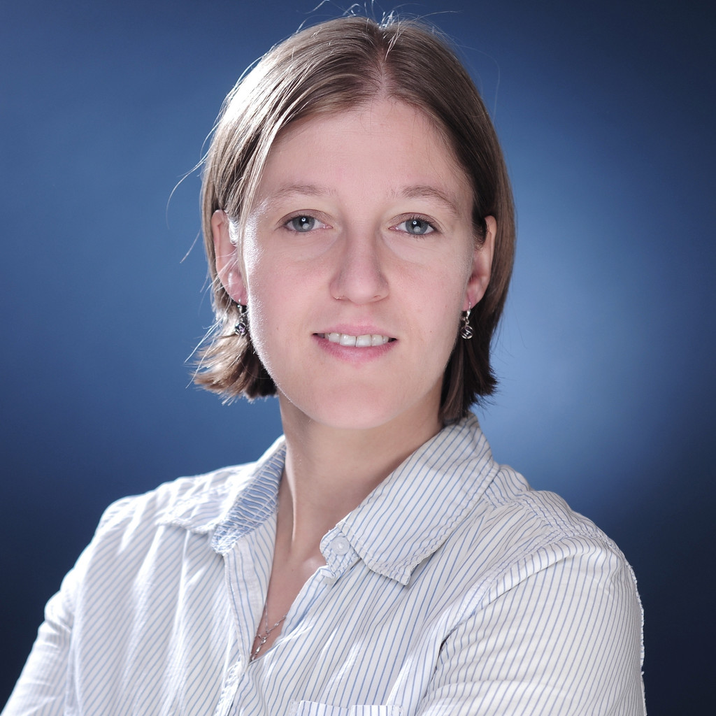 Angela Chiari DiplomKauffrau lb XING