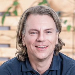 Oliver Scheer