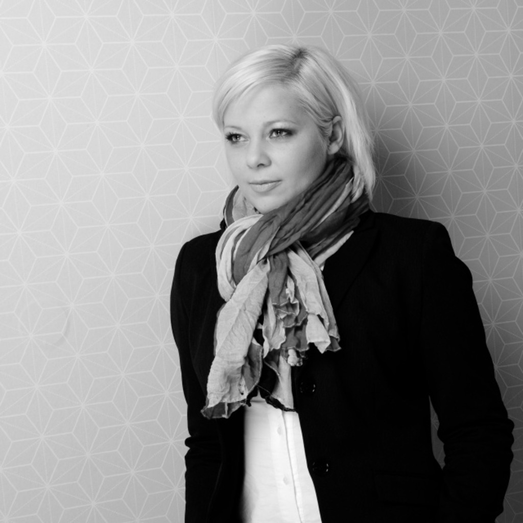 melanie-hermann-senior-business-development-manager-international