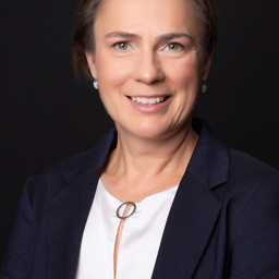 Dr. Christine Arnold