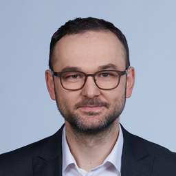 Dr. Mateusz Hartwich