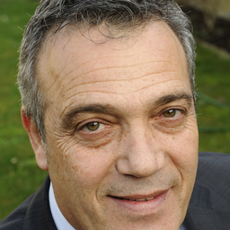 Eddy Wuhl