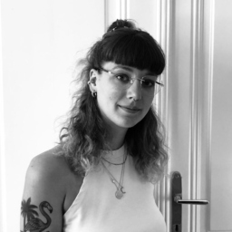 Chiara Lee Halle