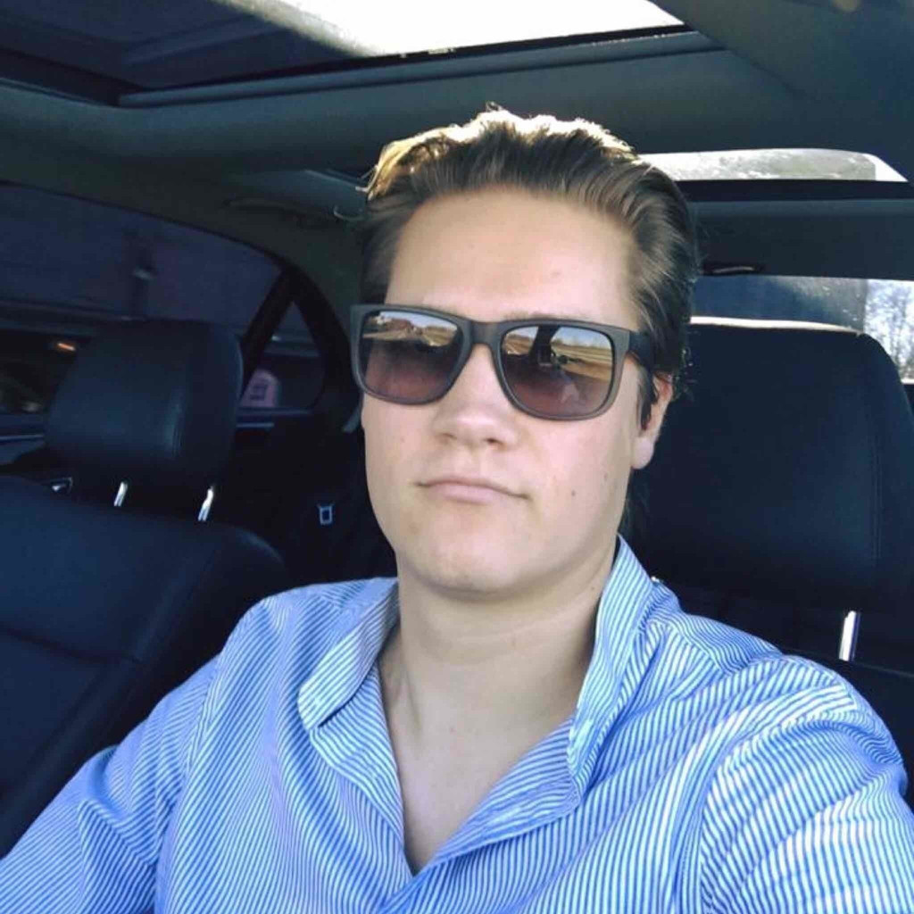 Frank Grant Business Director Supertec XING