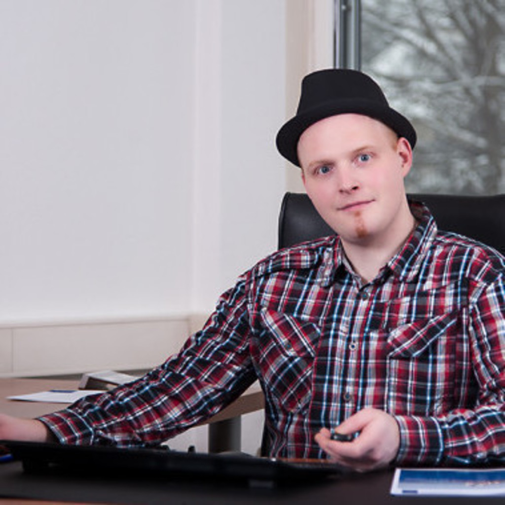 Patrick Löwen Geschäftsführer Van Lion Media Group XING