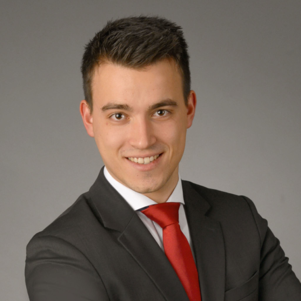 Lukas Hörndl - Berater Private Banking - Deutsche Bank AG ...