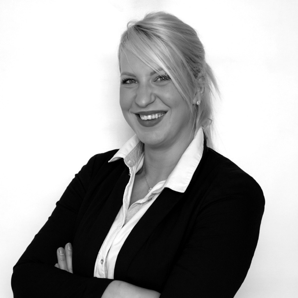 Lisa Töppel Versicherungsfachfrau DEVKVersicherung XING