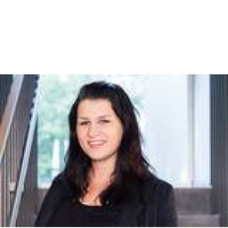 Linda Neuhauser