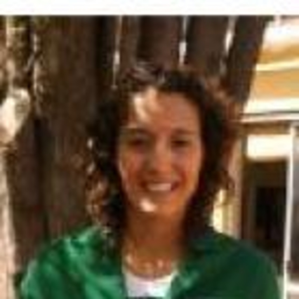 MARIA CELESTE lic. en trabajo social XING