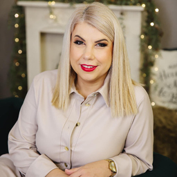 Dr. Ágota Bédi