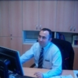 özcan Yazar