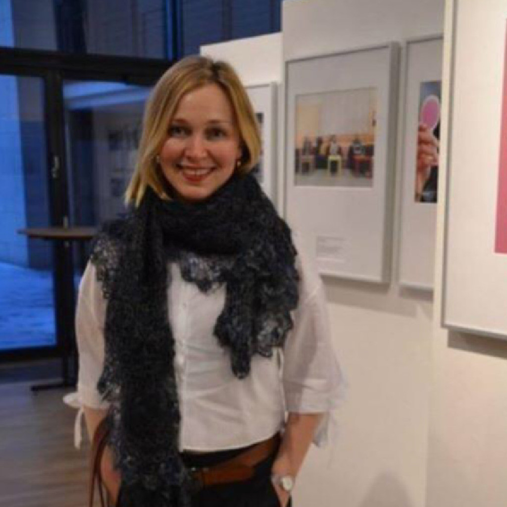 Mag. Anna Ilina Controller Fugro XING