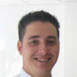 Javier Henares T