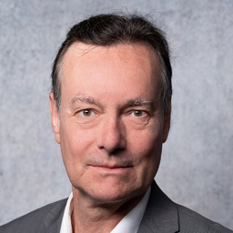 Dr. Stefan Scheil