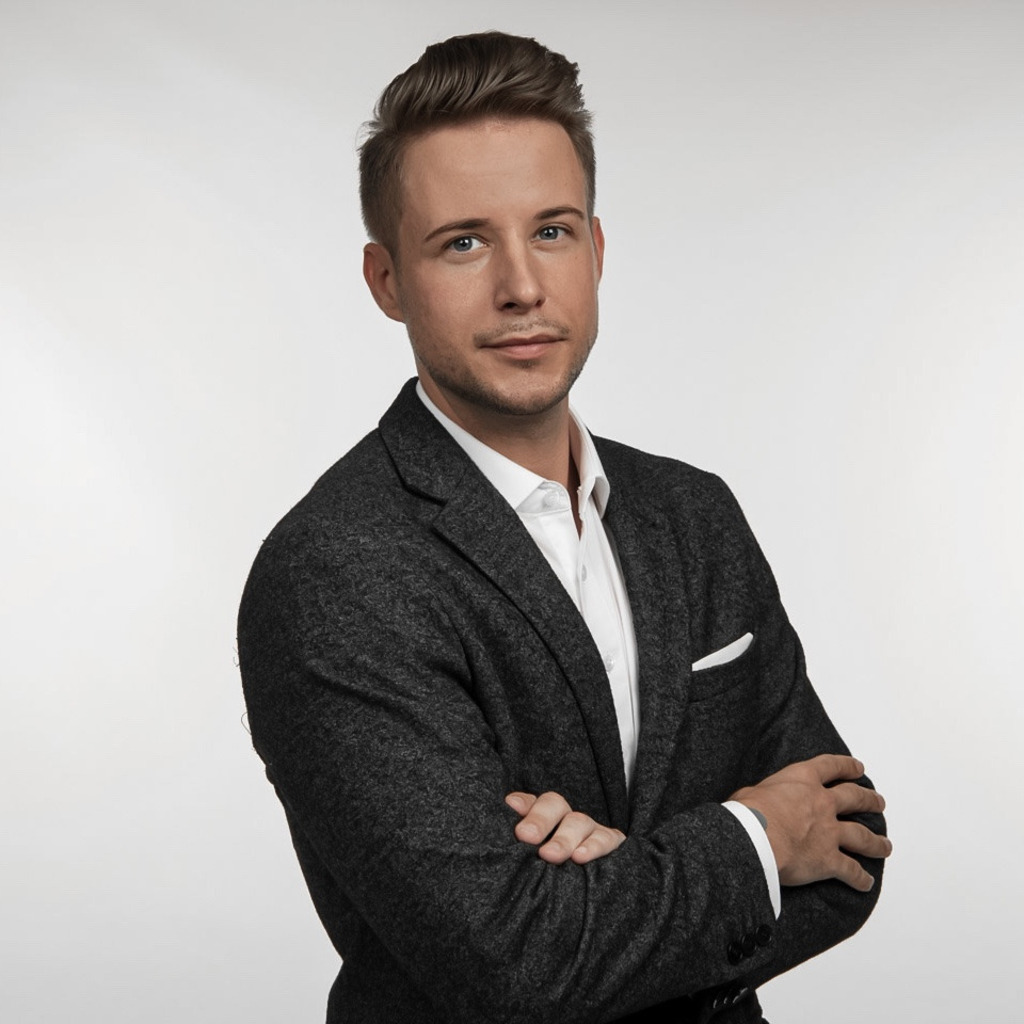 Maurice Spranger Spezialist Marketing Kommunikation Porsche AG XING