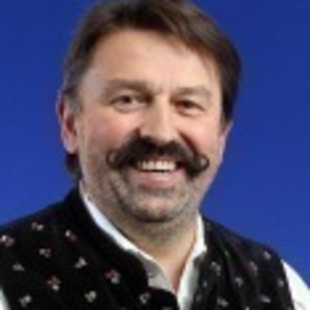 Johann Haslbeck Geschäftsführer CWI Consulting & Training GmbH XING