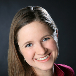 Dr. Carmen-Andrea Holz