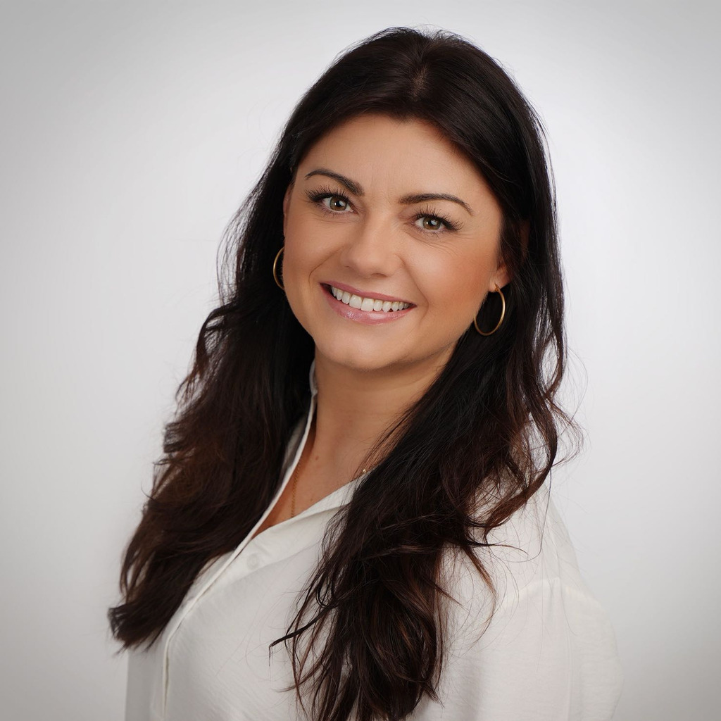 Christine hermann bilanzbuchhalterin hofmann rieg stahlhandel gmbh