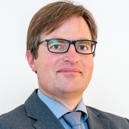 Dr. Mathias Trost