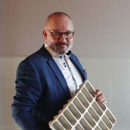 Manfred P. Girschik MBA
