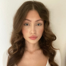 Emma Carius