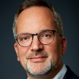 Dr. Axel Gawantka