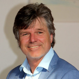 Oliver Büker
