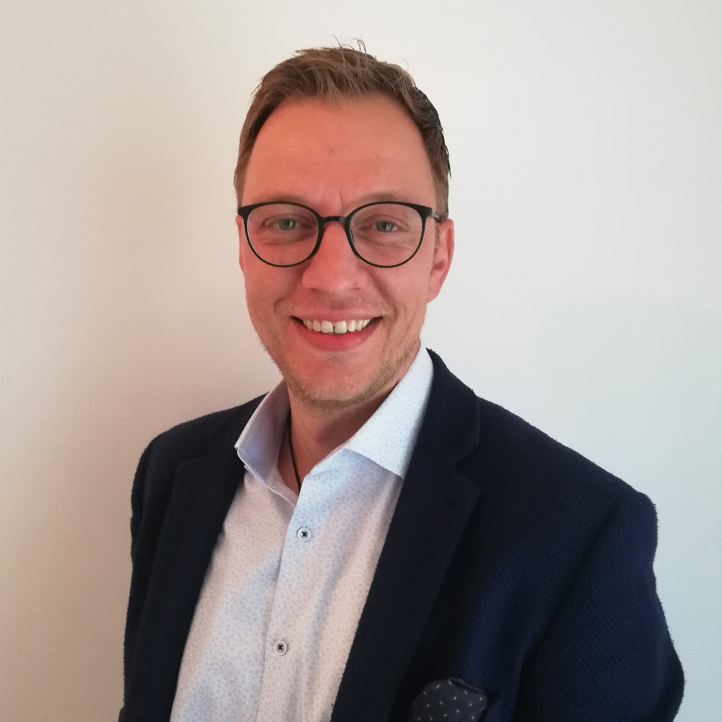 Daniel Bertens Geschäftsstellenleiter Debeka Versichern und