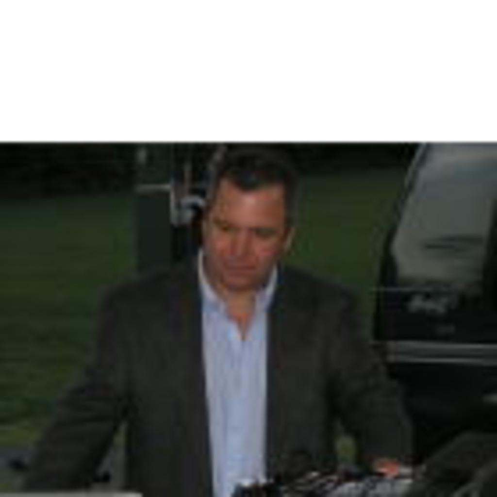 Anthony Manzi Manager Campbell Recruiting Group XING