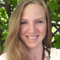 Dr. Christine Geier
