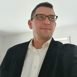 Stefan Warta