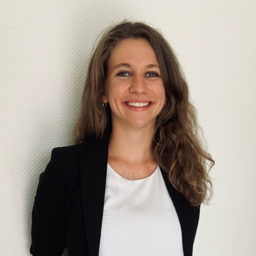 Naomi Zöller