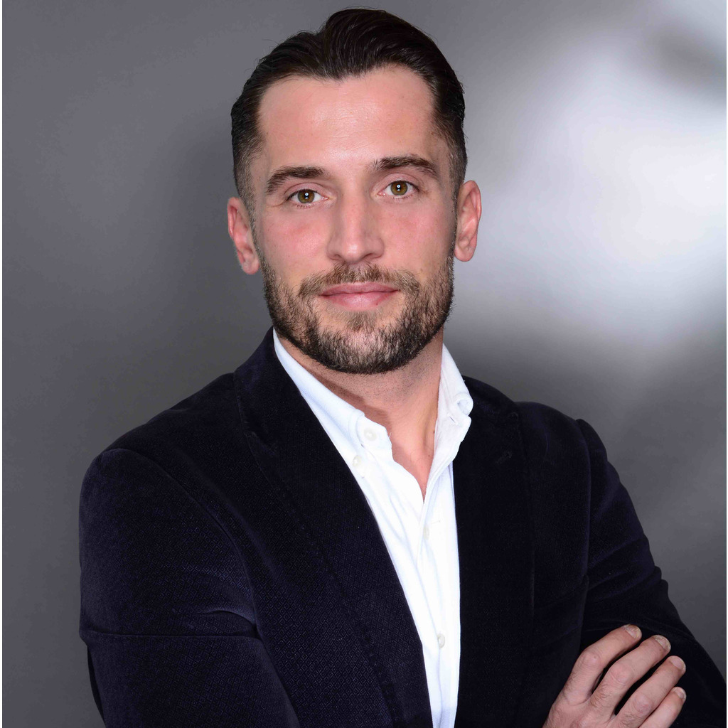 Jakup Uka Auszubildender Uni Polster & Trösser Unternehmensgruppe