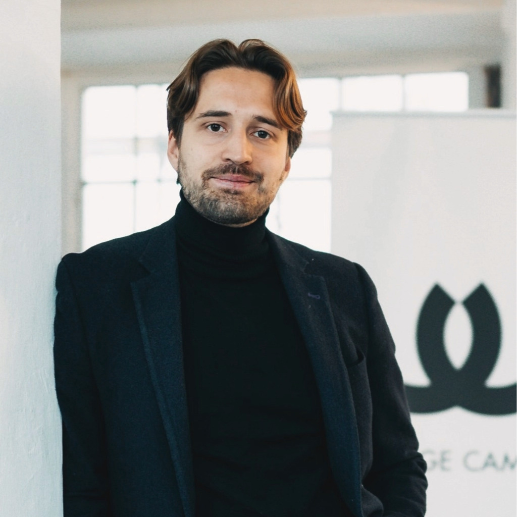 Konstantin Persch Senior Consultant Baumgartner & Co. Business