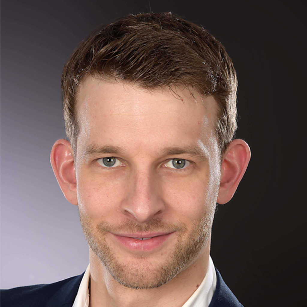 Sebastian Schönberger Handelsfachwirt FC Bayern München AG XING