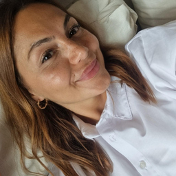 Ebru Yaman