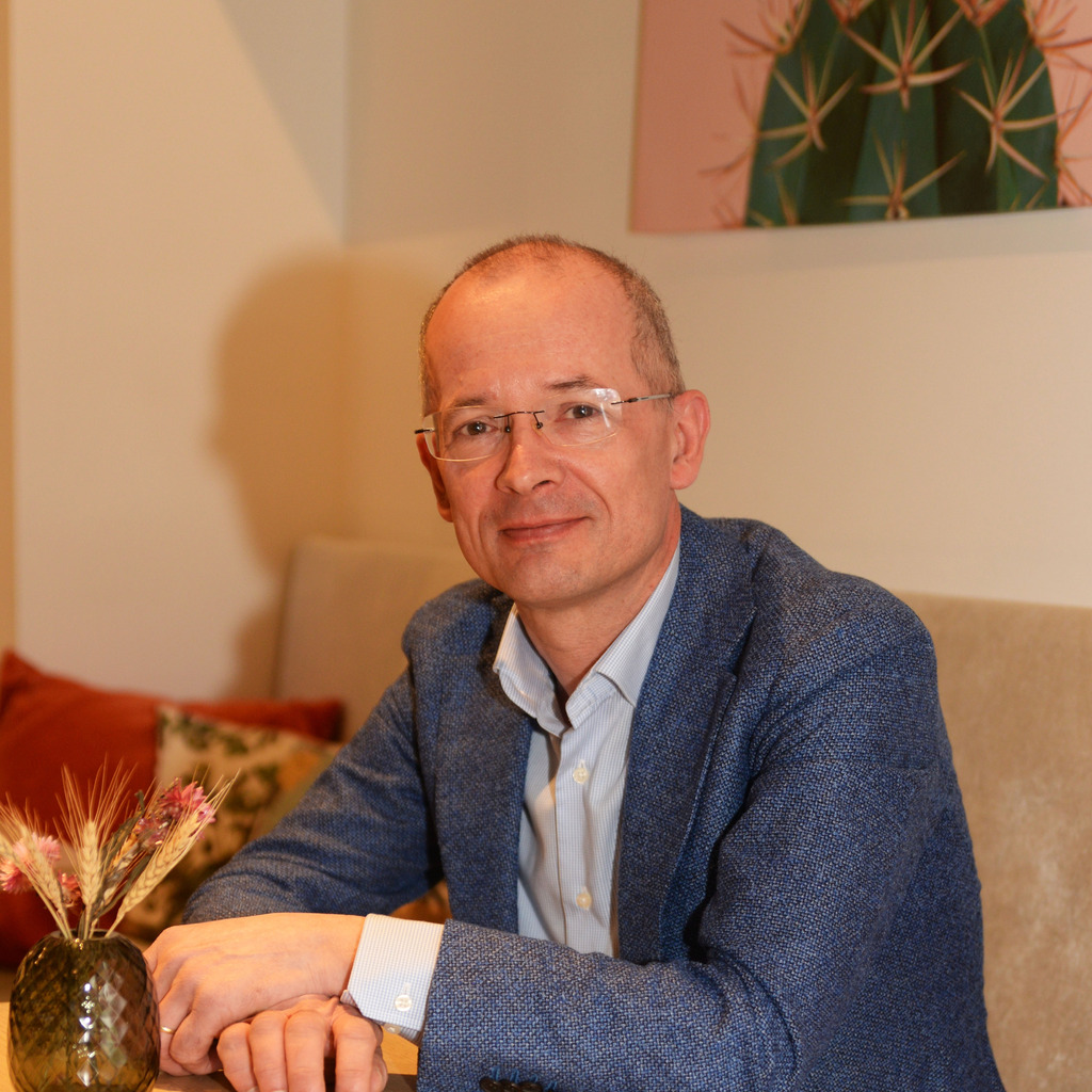 Ernst Jacob Bakker Managing Director Zanoise B.V. XING