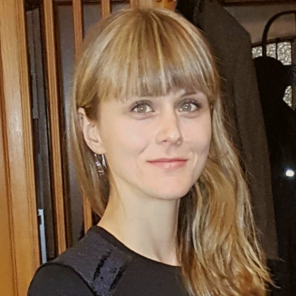 Anja Machinek AMG Motoren Montage Daimler AG Mercedes Benz Cars