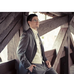 Ralf Bauer