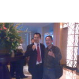 宏军 占