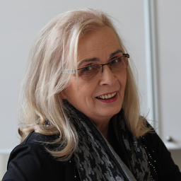 Martina Dittmar