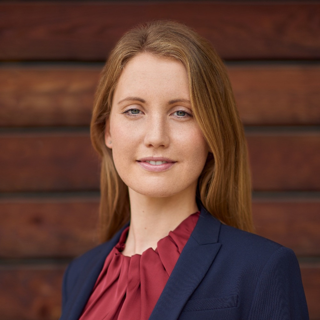Julia Schmid - Volljuristin - Helmholtz Zentrum München | XING