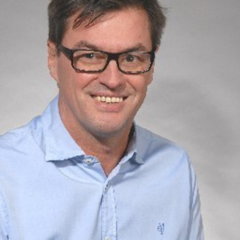 Dipl.Ing. Heinz Warnecke Betriebsingenieur Leit/ Elektrotechnik