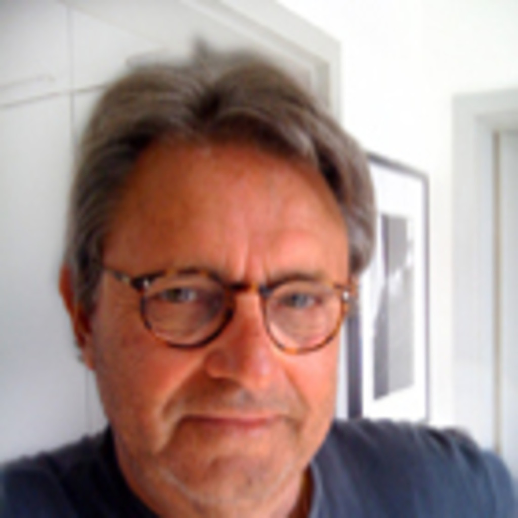 Alessandro Piazza freelancer Officina Fotografica GmbH XING