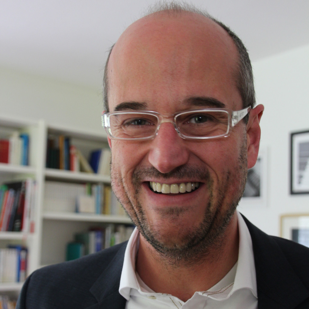 Michael Drippe Geschäftsführer build and live GmbH XING