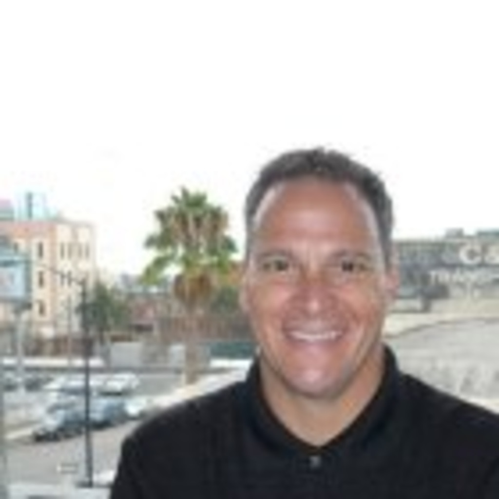 Daniel Bertram President Vizzix XING