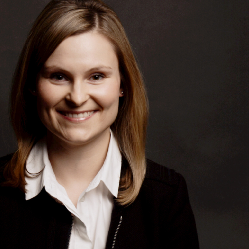 Julia Mann's Instagram, Twitter & Facebook on IDCrawl