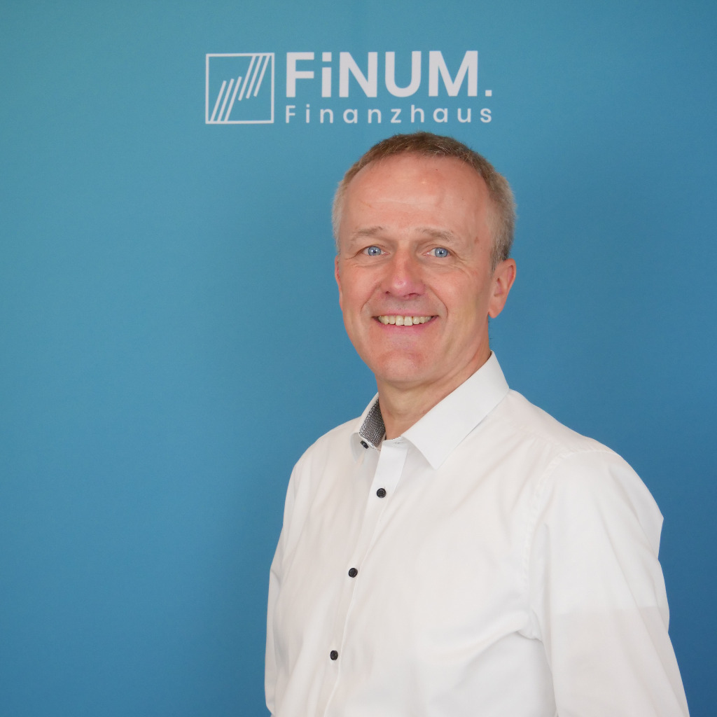 Helmut Wild - Senior Partner, Financial Planner (EBS) - FiNUM ...