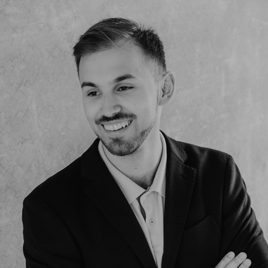 Alexandros Vlachopoulos Geschäftsführer Deep Blue Solar GmbH XING