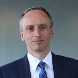Dr. Andreas Grob